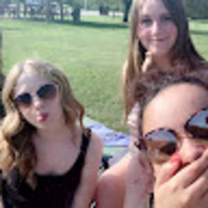 Meet your Posher, Katelyn